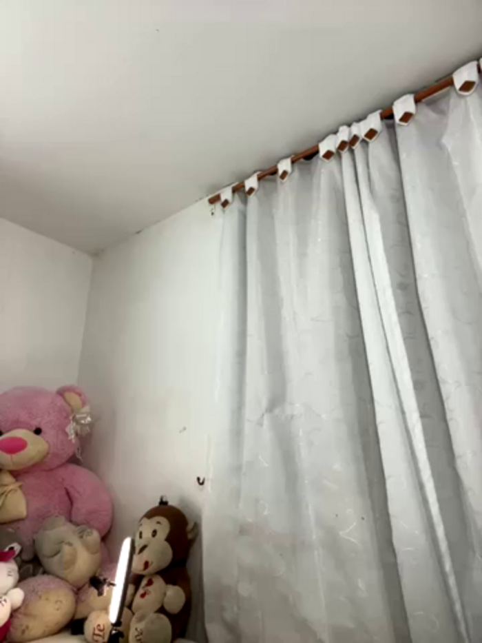 Emmily_19