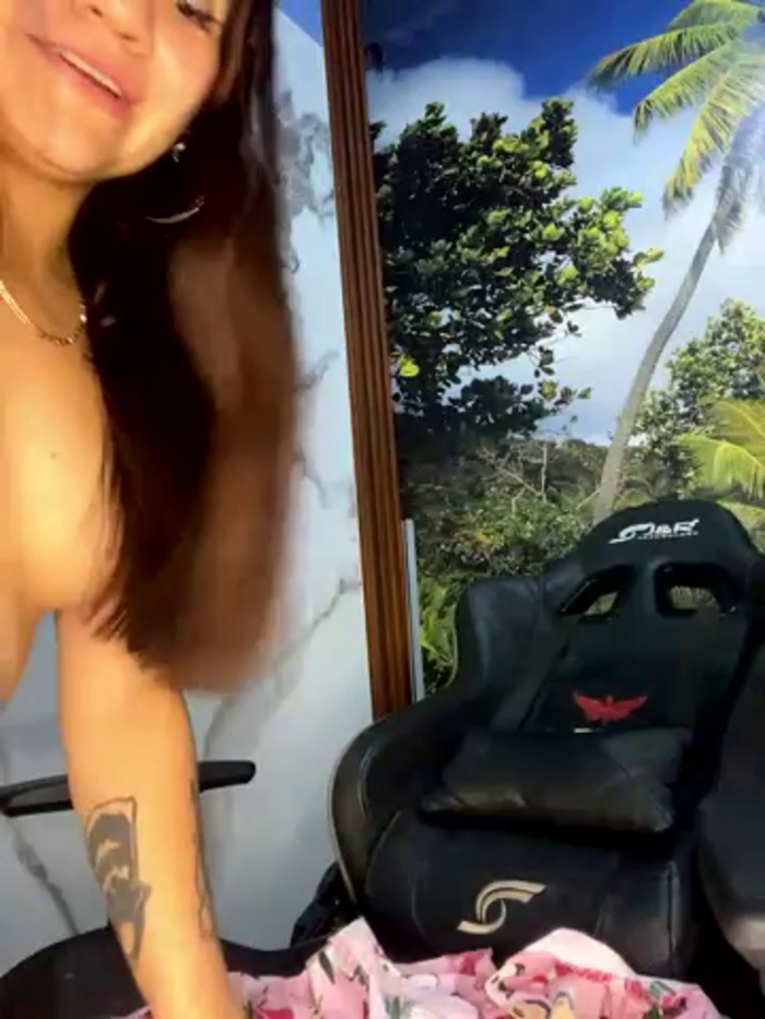 SaritaHot_69