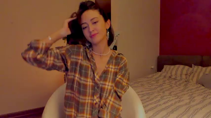 Alexa_Girl1