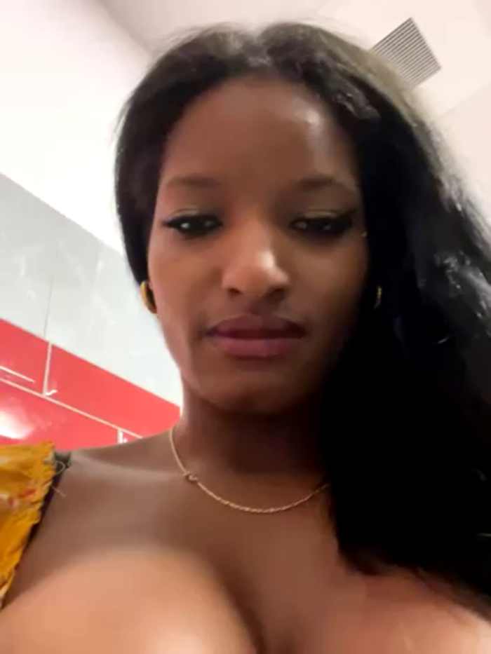 NicoleCocksXXX