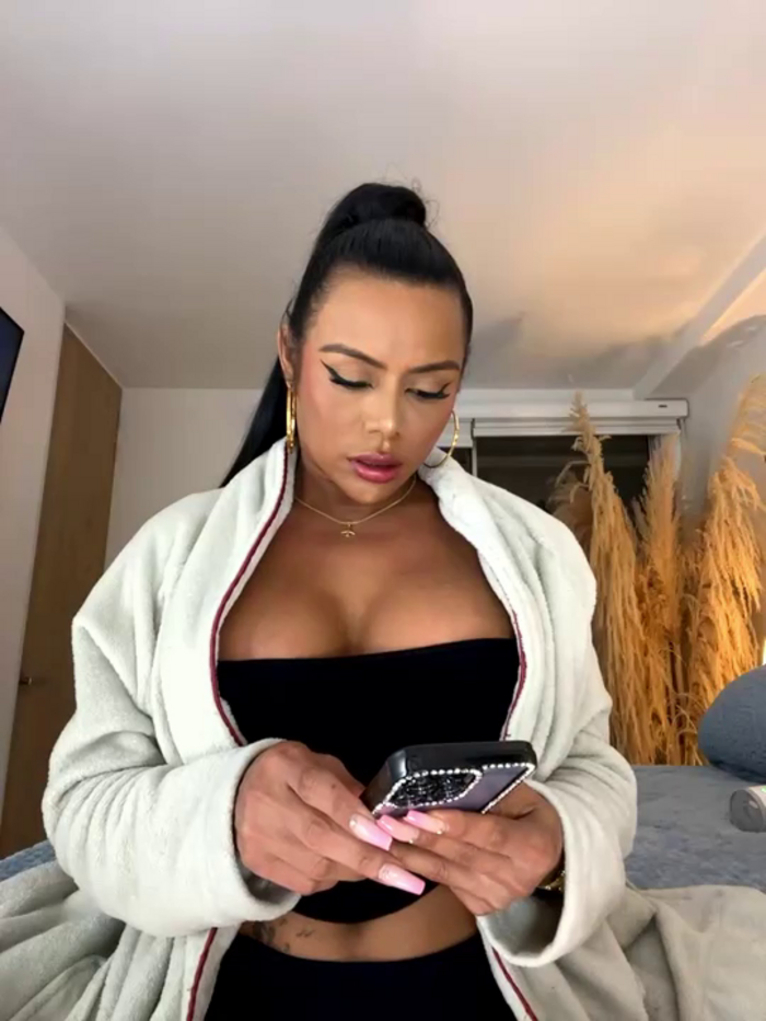 HOT_LADY_777