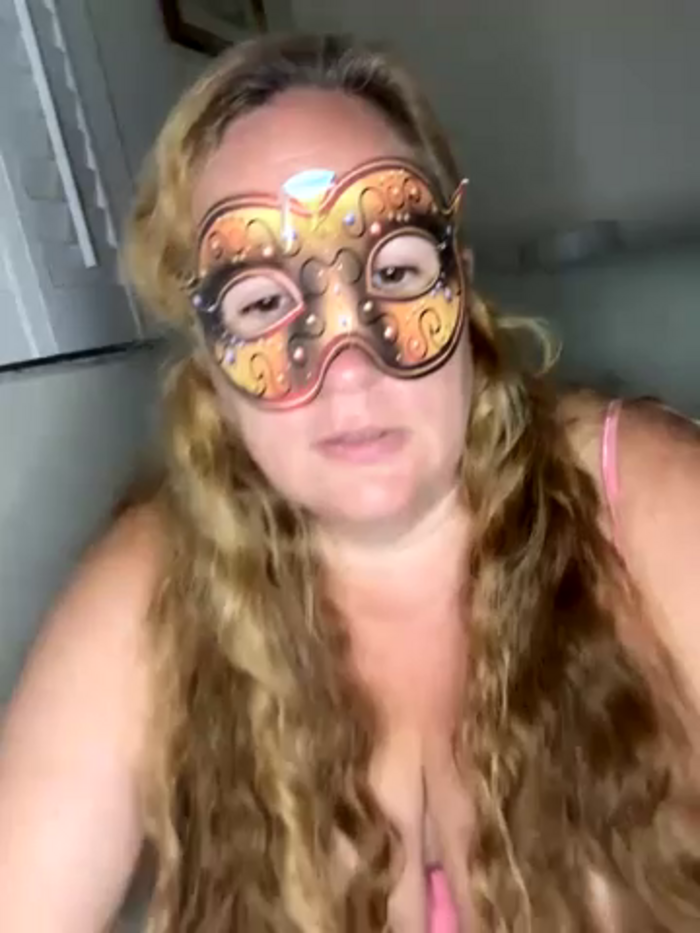 largeboobies30