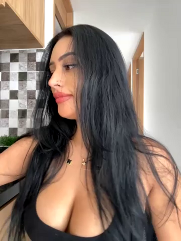 HELLEN_SANTOS