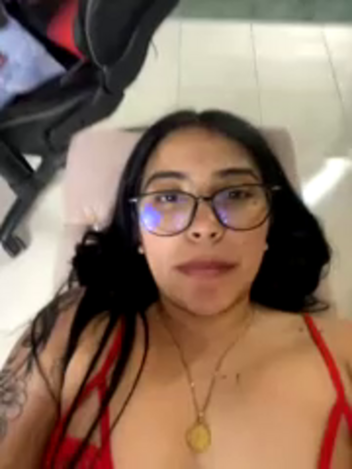 SaritaHot_69