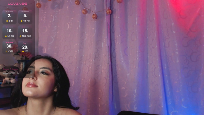 petite_camila