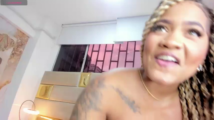 riri_brunnete