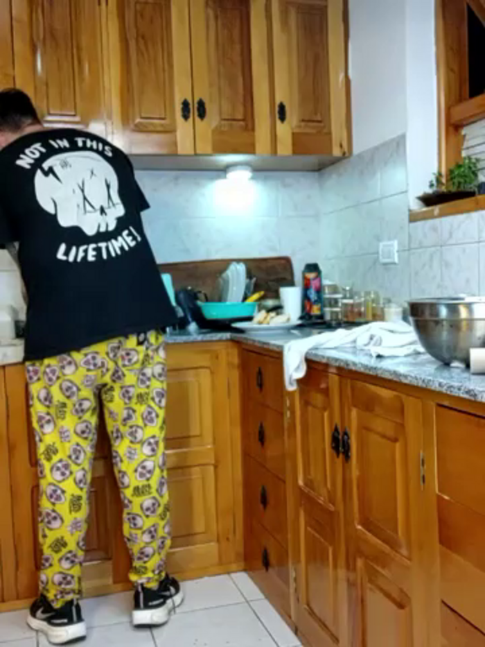 Elnonoykeila77