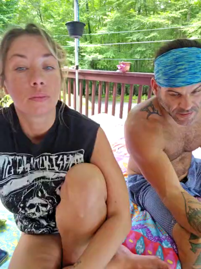 FaceSittingLounge69