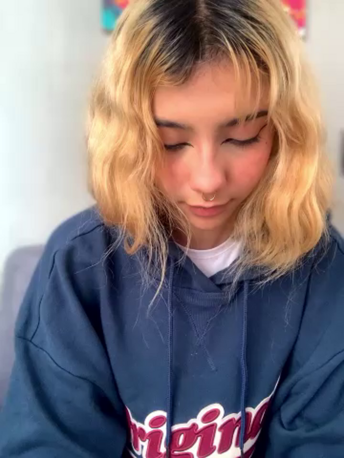 MIA_CUUTE-