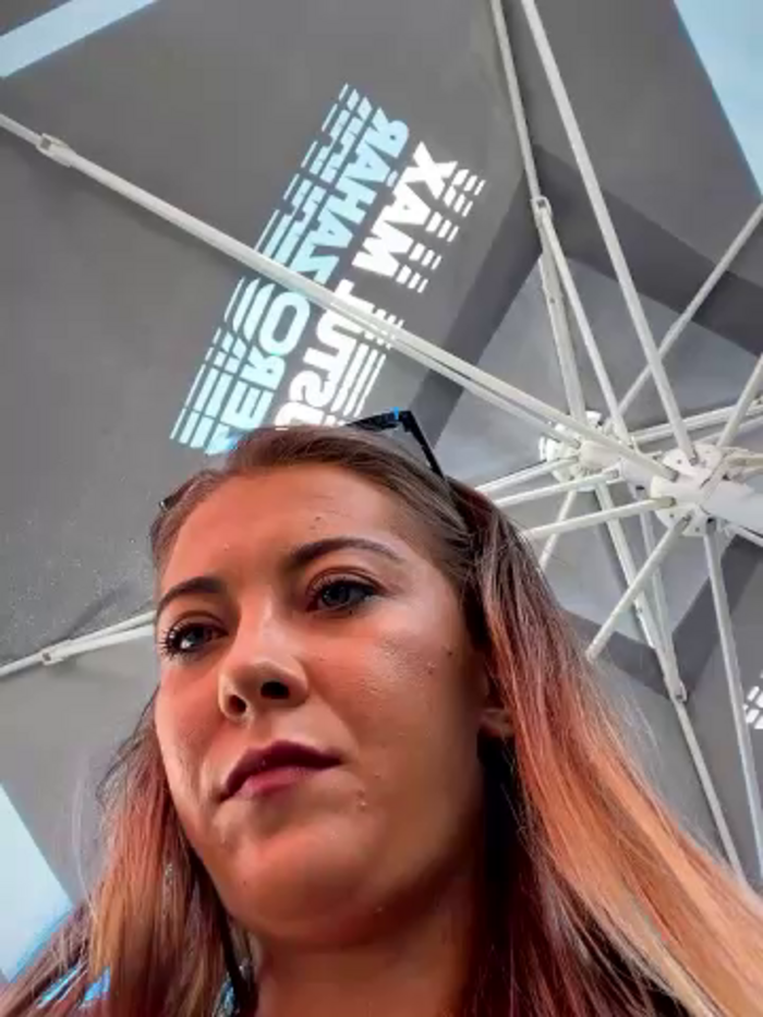 Risky_girl23