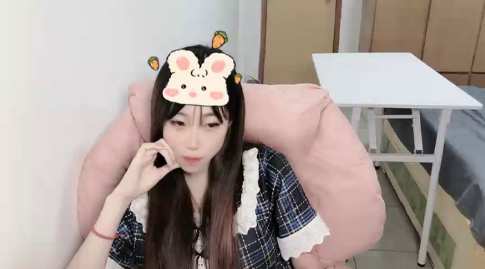 v-vivian