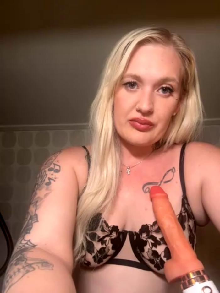 QueenOfFknBj