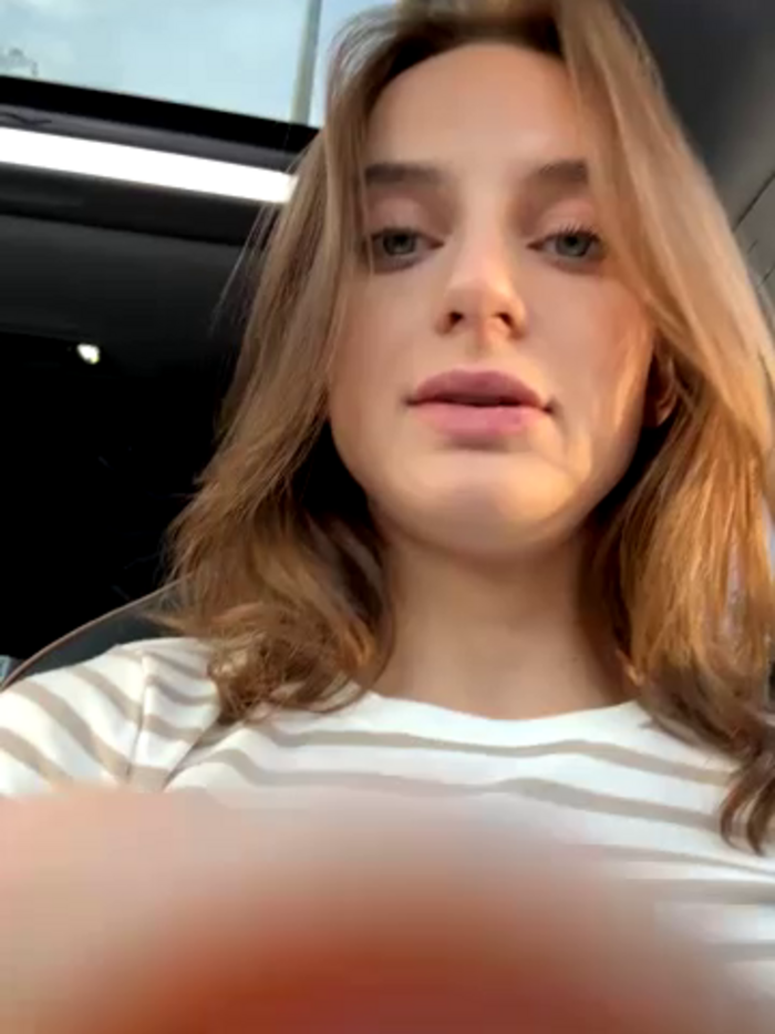 -AngelAri-