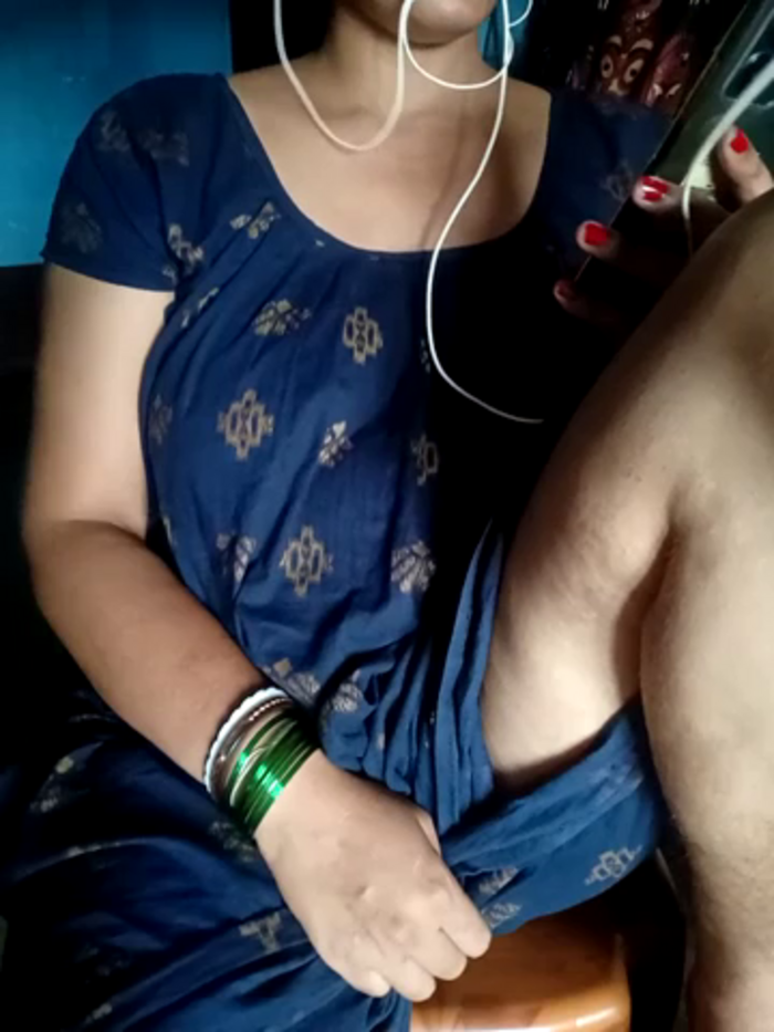 Hot_Pakhi