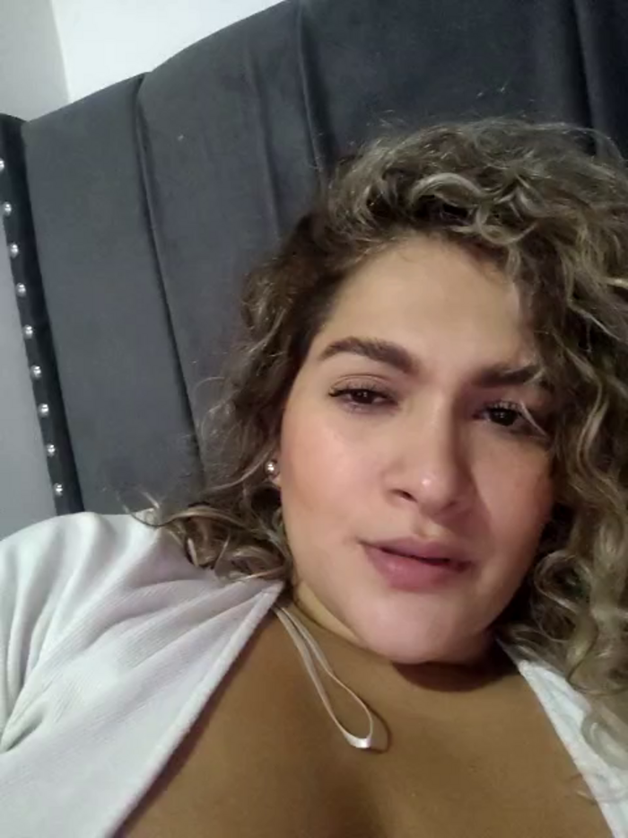 Sara_smiiith211