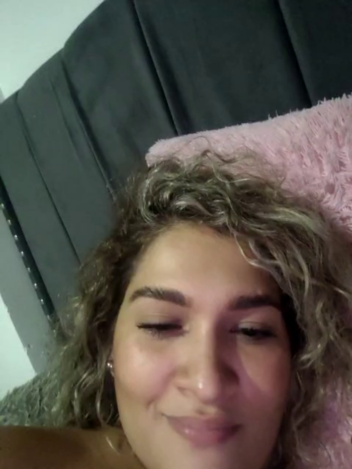 Sara_smiiith211