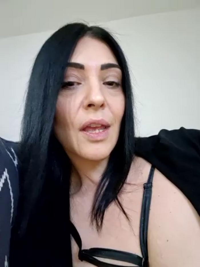 AryaSummersReal