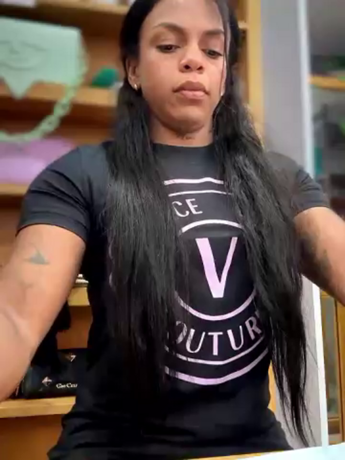 Charly_