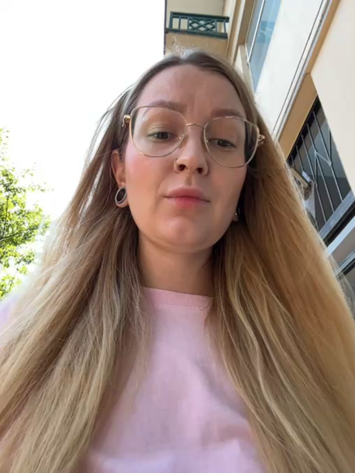 Teya_moon_