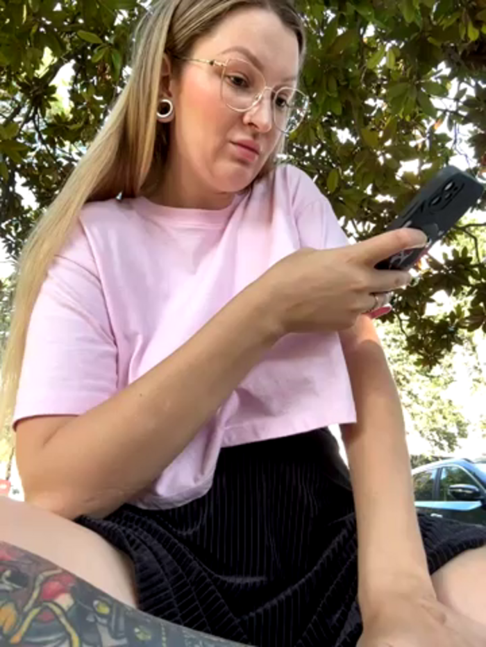Teya_moon_
