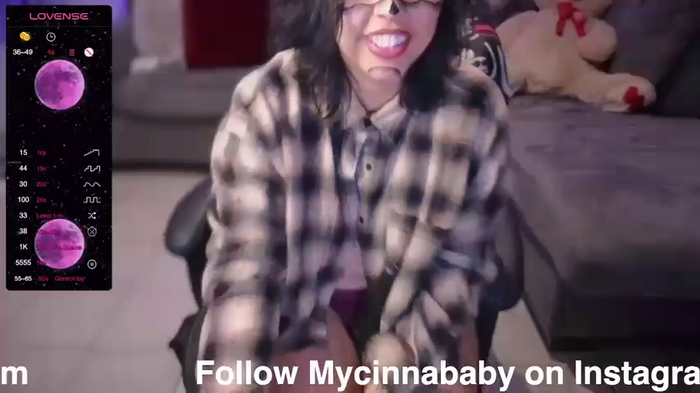 miacanela_xo