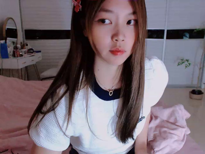 -Lucky_Girl