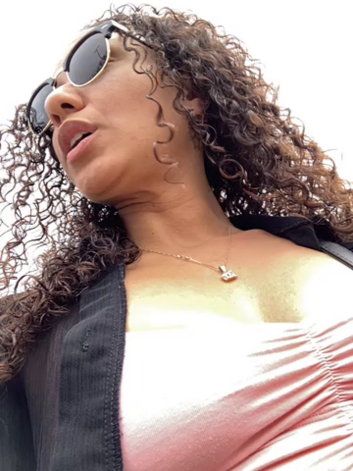 _Neeka_