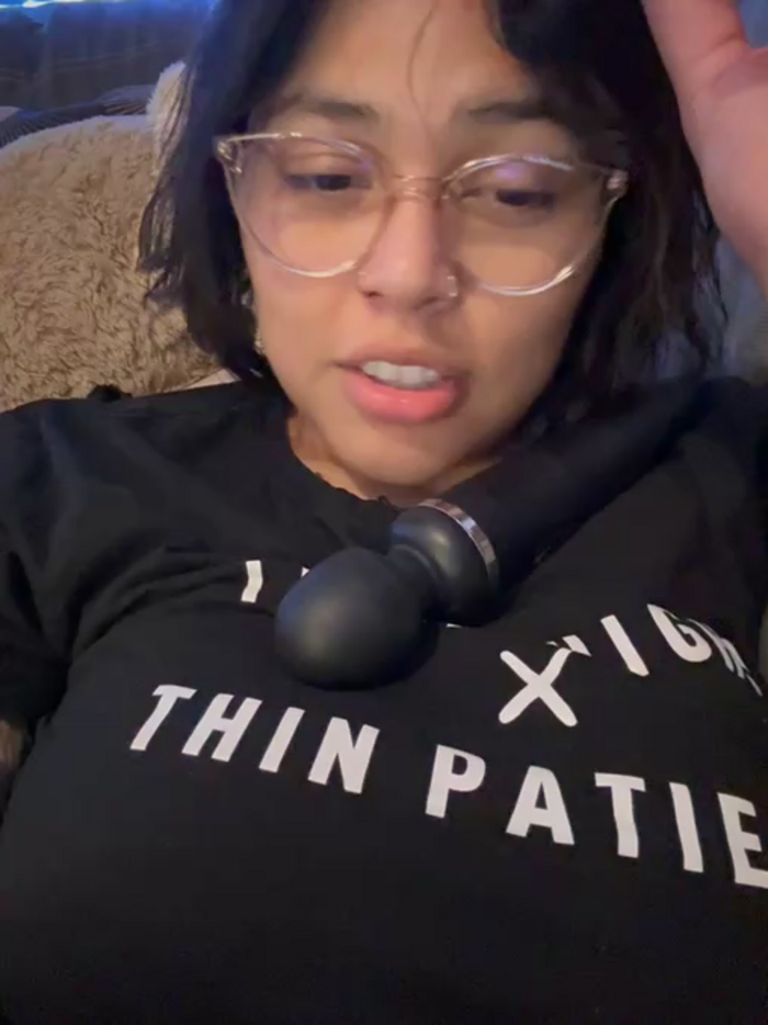 miacanela_xo