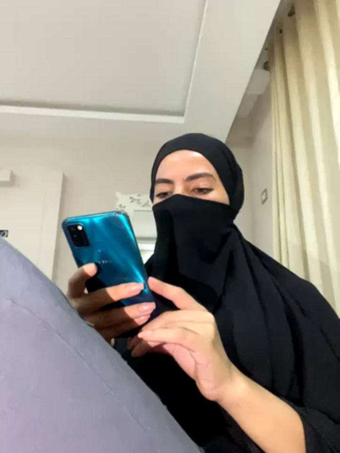 Hijabi_HotGirls