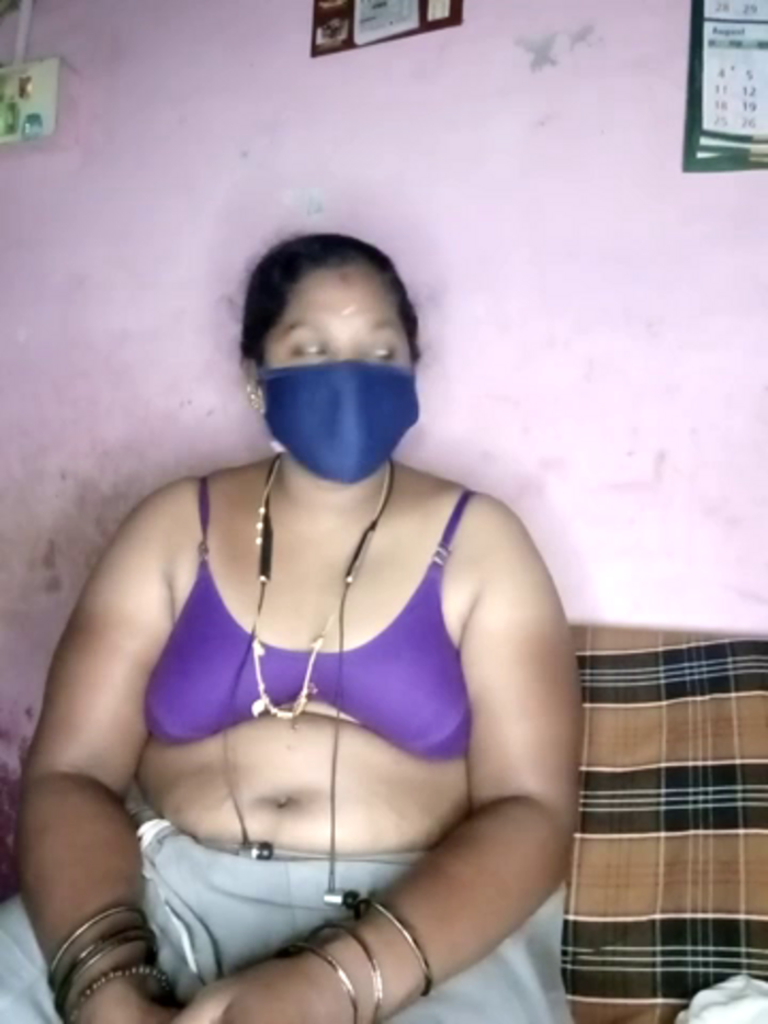 tamilvillagecouple1