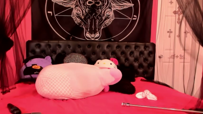 EVILYN