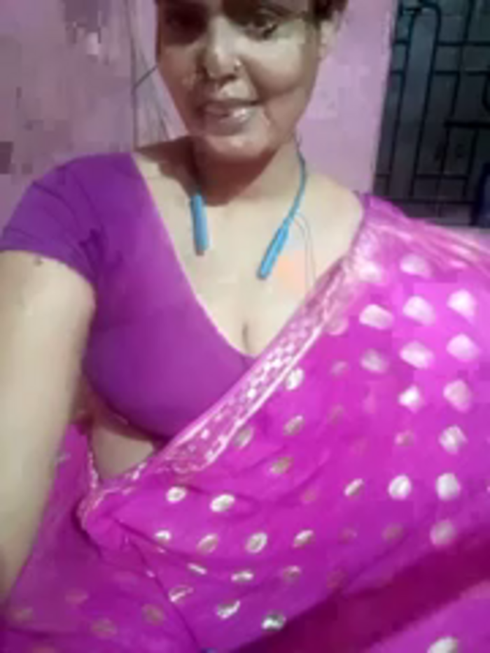 Hot_Pakhi