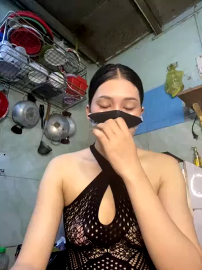 Ly_Coca24