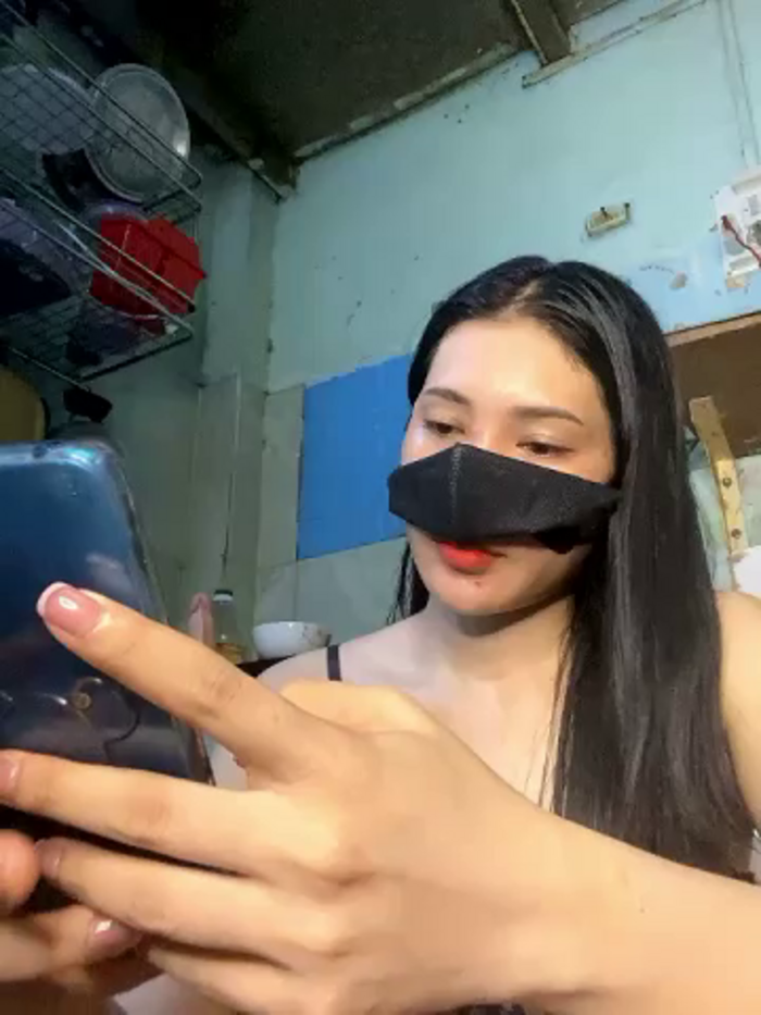 Ly_Coca24
