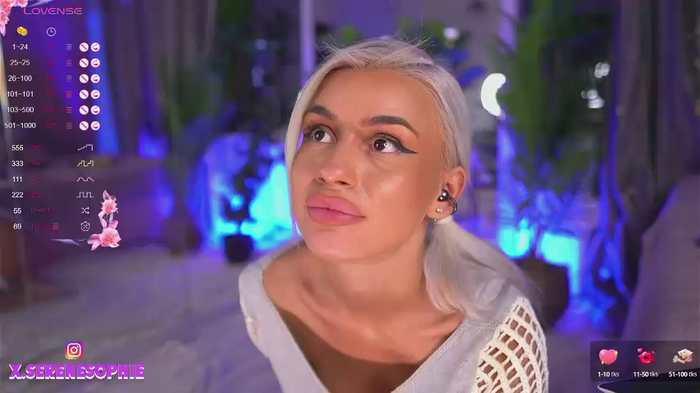 Serene_Sophiex