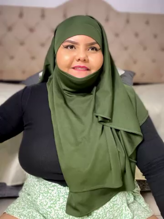 _Shara_Handal_