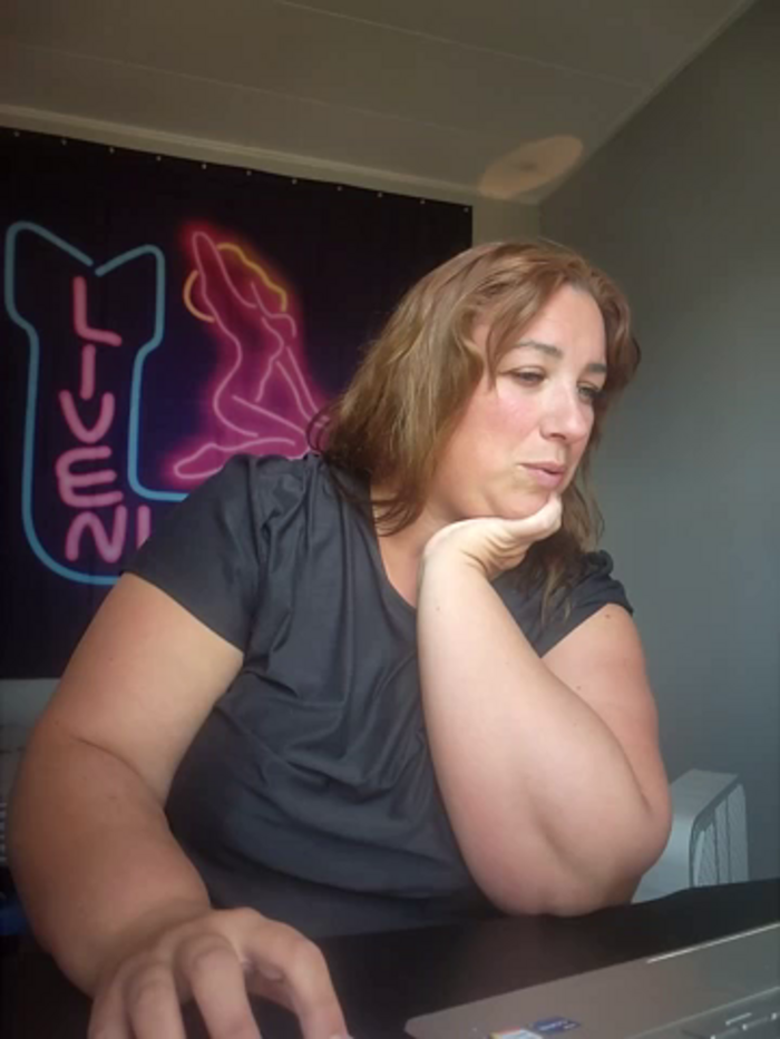 Canadian_BBW