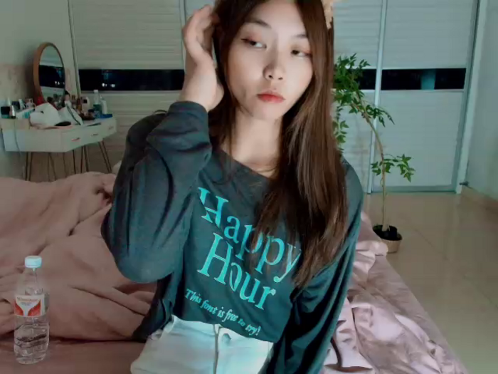 -Lucky_Girl
