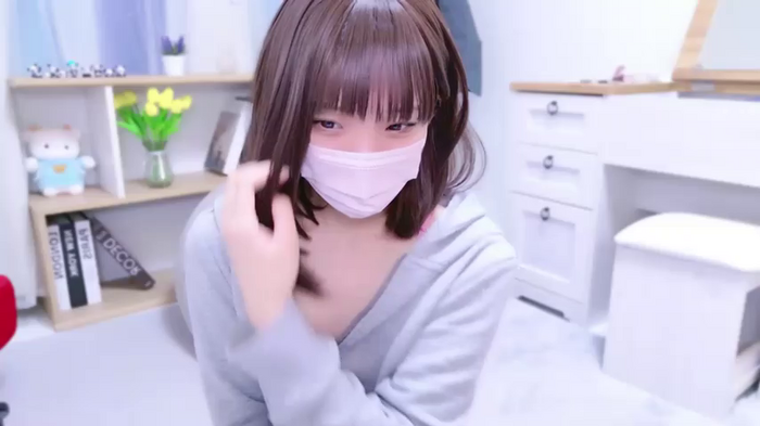 -Yuria-