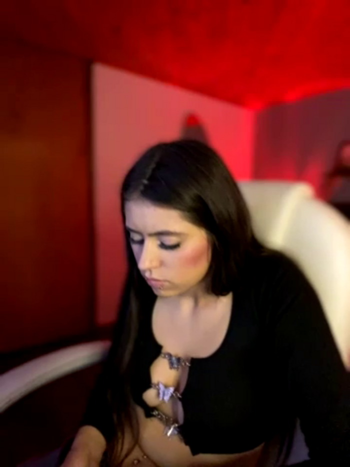 Sara_pinnk