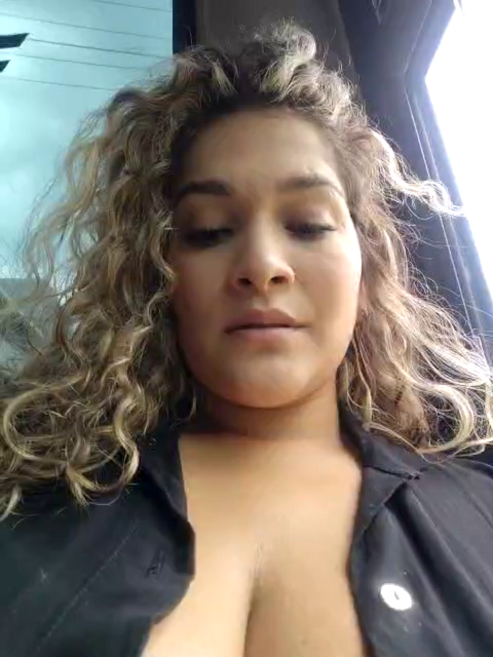 Sara_smiiith211