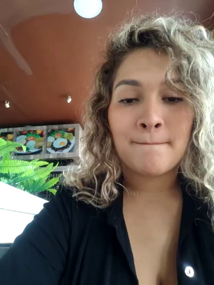Sara_smiiith211