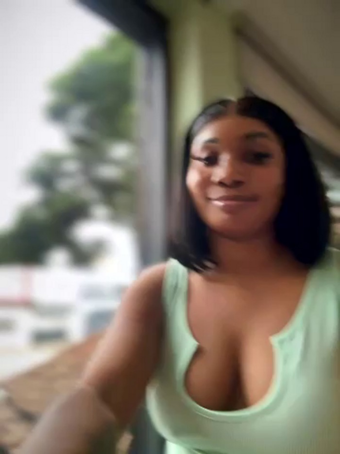 __Nessa__
