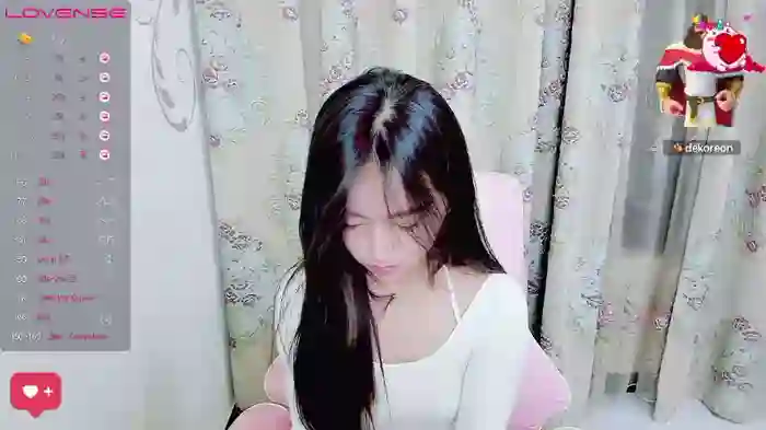 2024/08/08/stripchat-kaka622-13-18-38