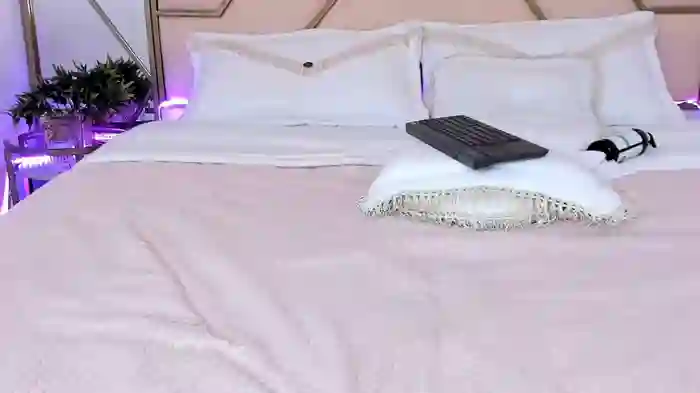 2024/08/08/stripchat-siara_and_zoe-21-56-12