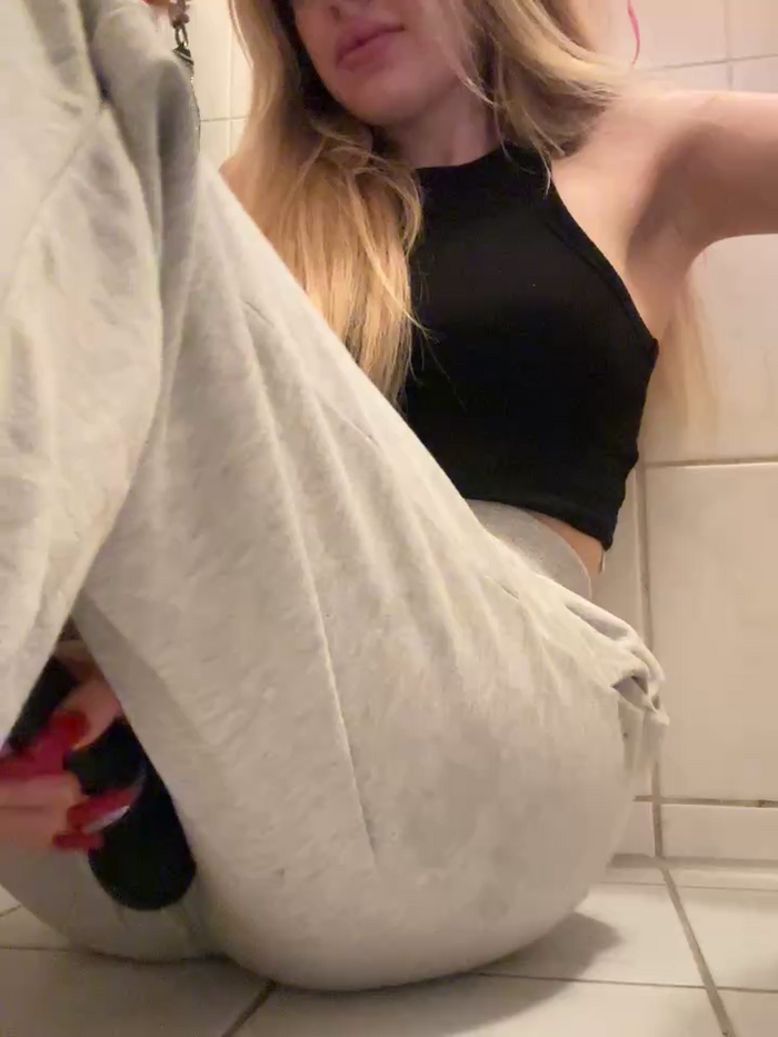 Holly-Glamour