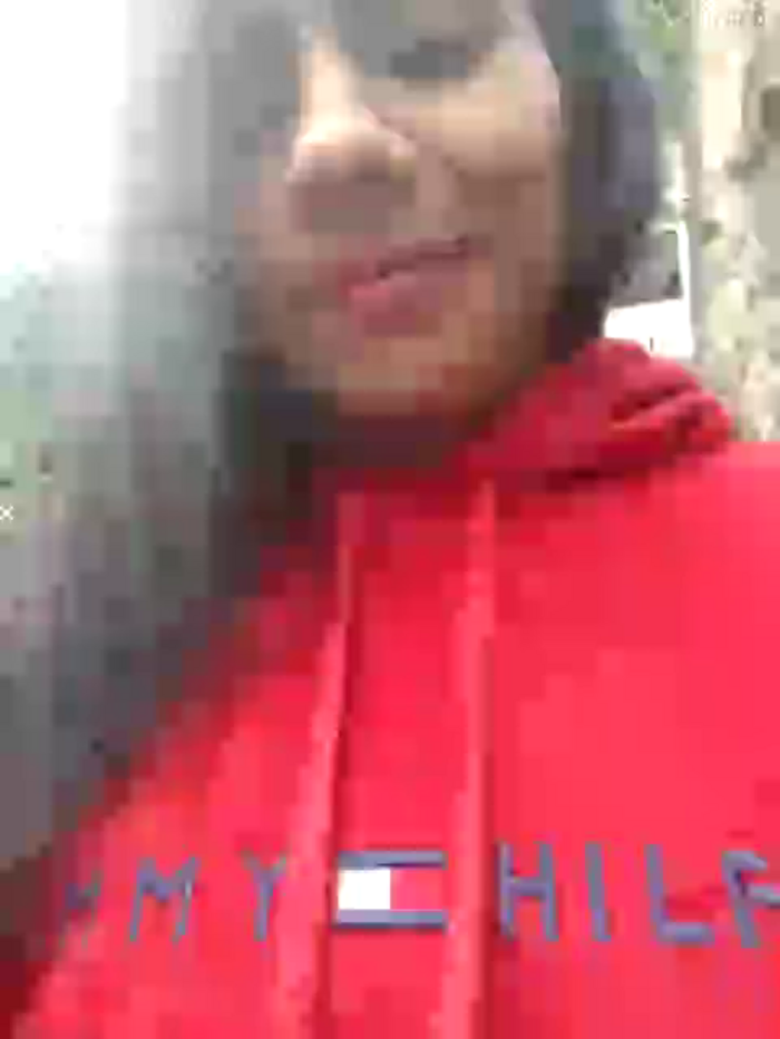 Leslly_