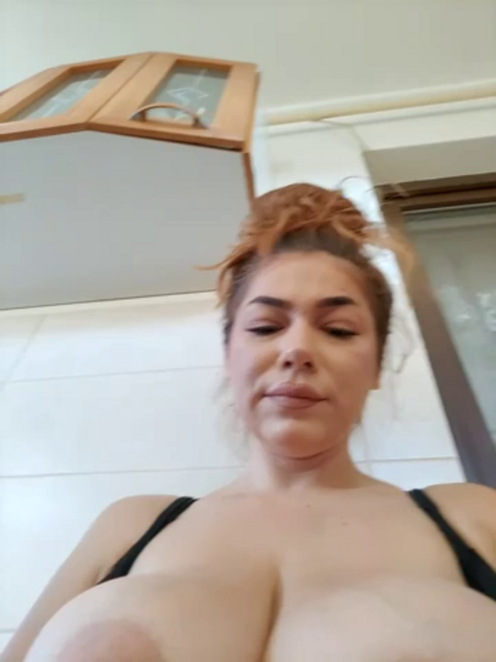 Ella_sweety