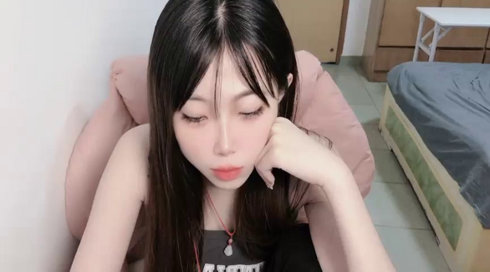 v-vivian
