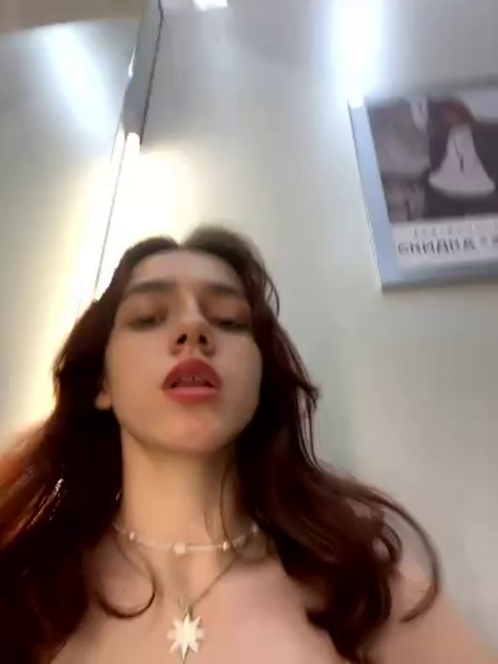 Lily__Belle